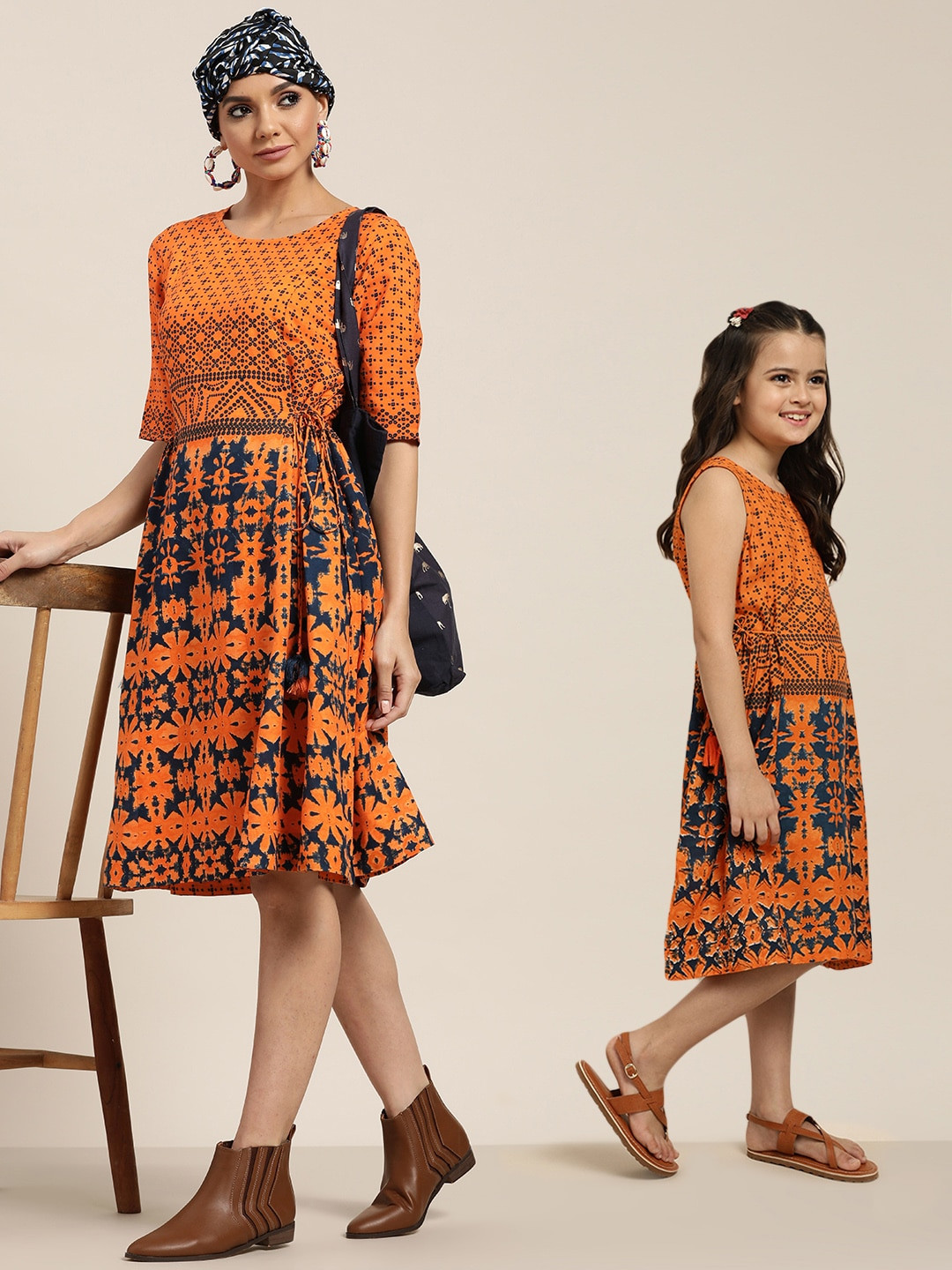 

Sangria Girls Orange & Navy Blue Pure Cotton Printed Fit & Flare Dress