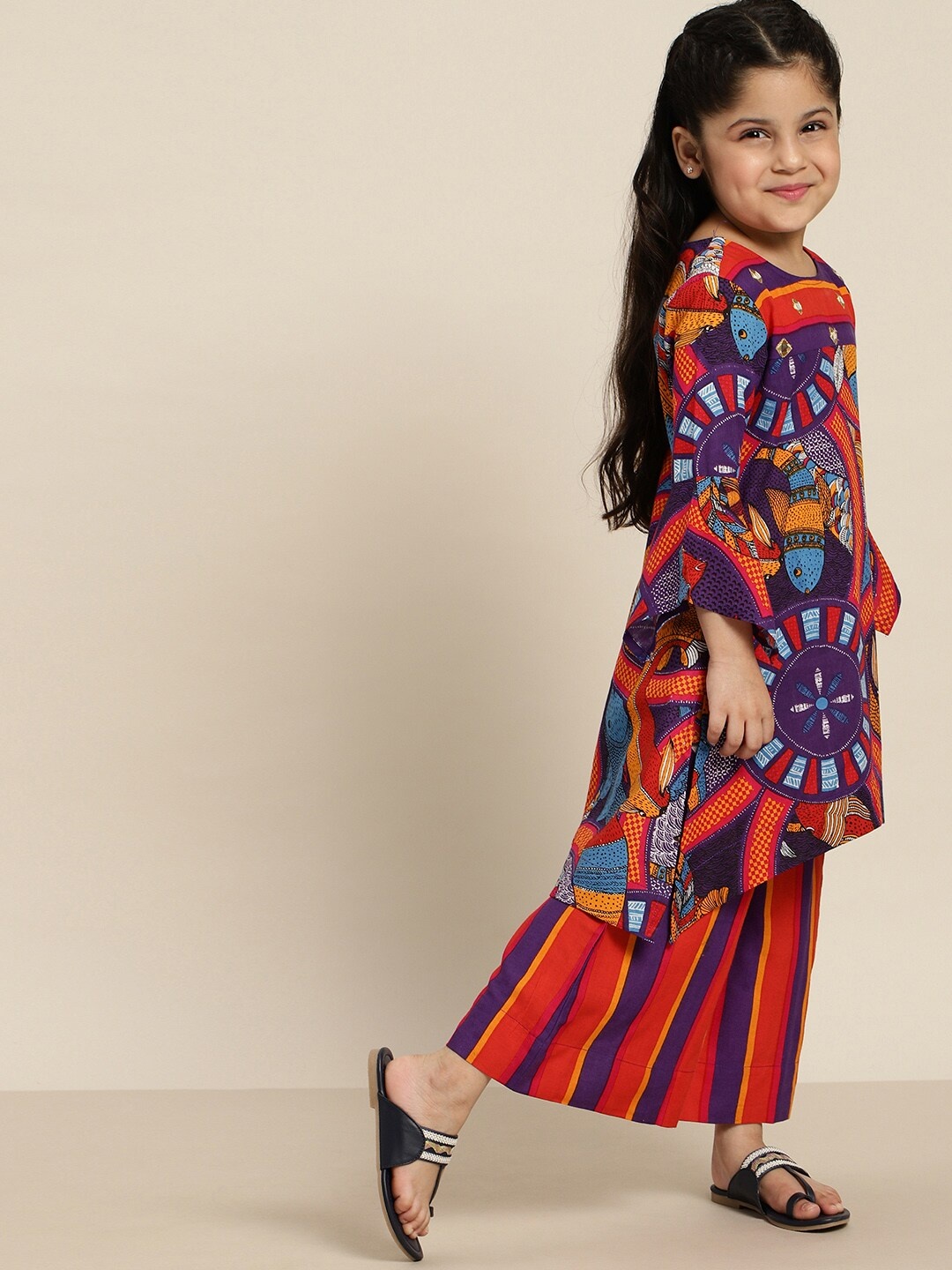 

Sangria Girls Purple & Pink Ethnic Motifs Printed Regular Mirror Work Kurti with Palazzos
