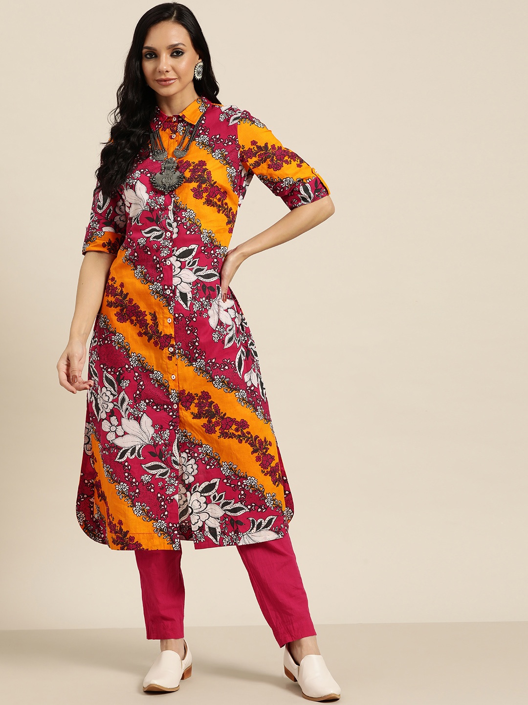 

Sangria Women Mustard Orange & Fuchsia Ethnic Motifs Print Cotton Pathani Kurta