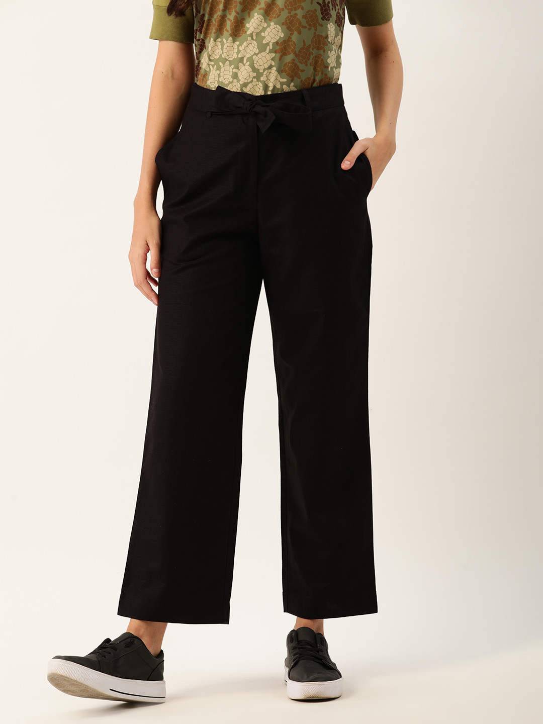 

United Colors of Benetton Women Black Regular Fit Solid Linen Blend Regular Trousers