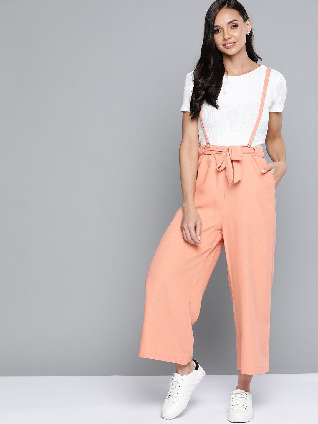 

Mast & Harbour Women Peach-Coloured Solid Cropped Trousers With Suspenders