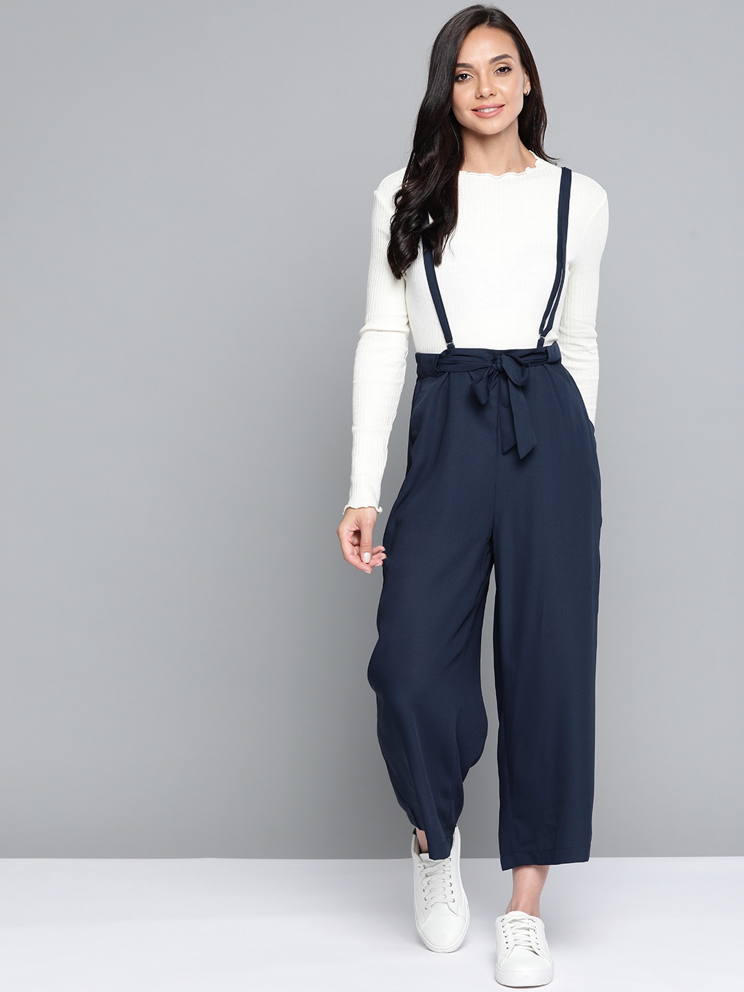 

Mast & Harbour Women Navy Blue Solid Cropped Trousers With Suspenders