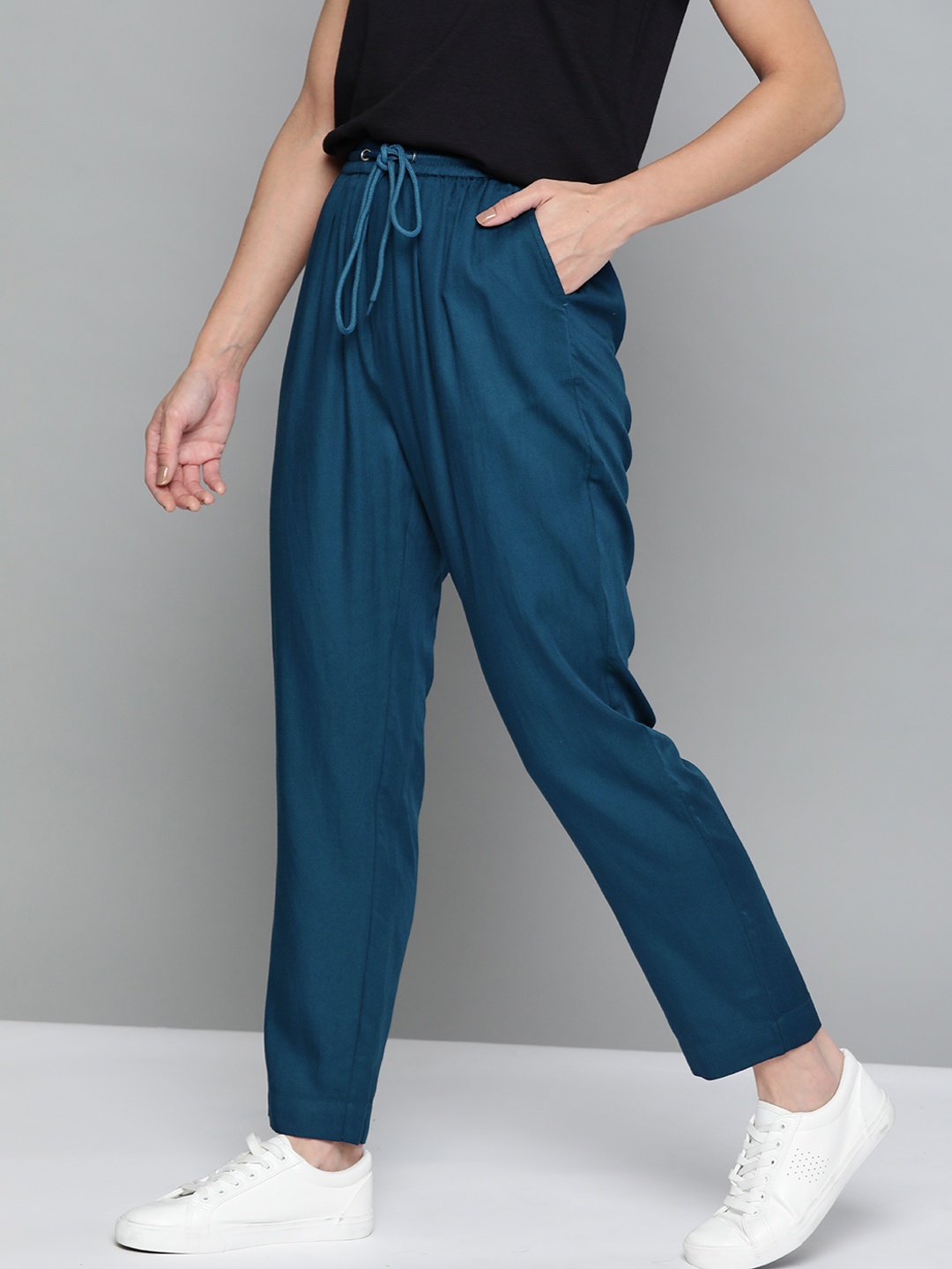 

Mast & Harbour Women Teal Blue Relaxed High-Rise Trousers