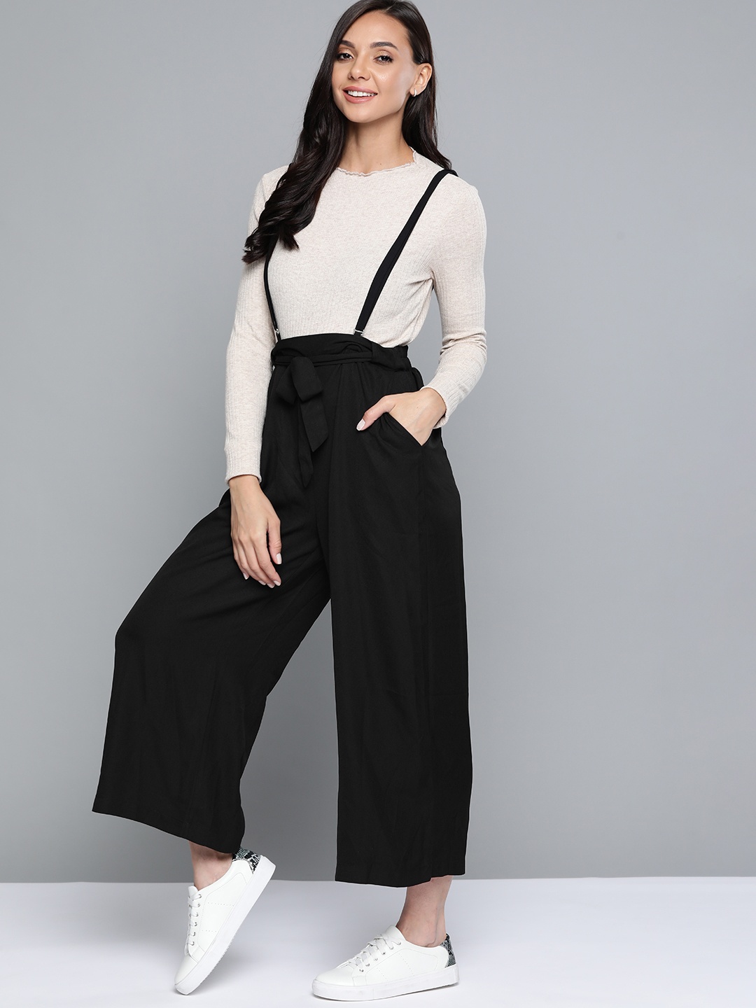 

Mast & Harbour Women Black Solid Cropped Trousers With Suspenders