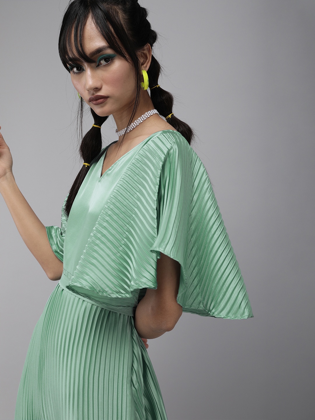 

MISH Sea Green Solid Accordion Pleated Fit and Flare Dress