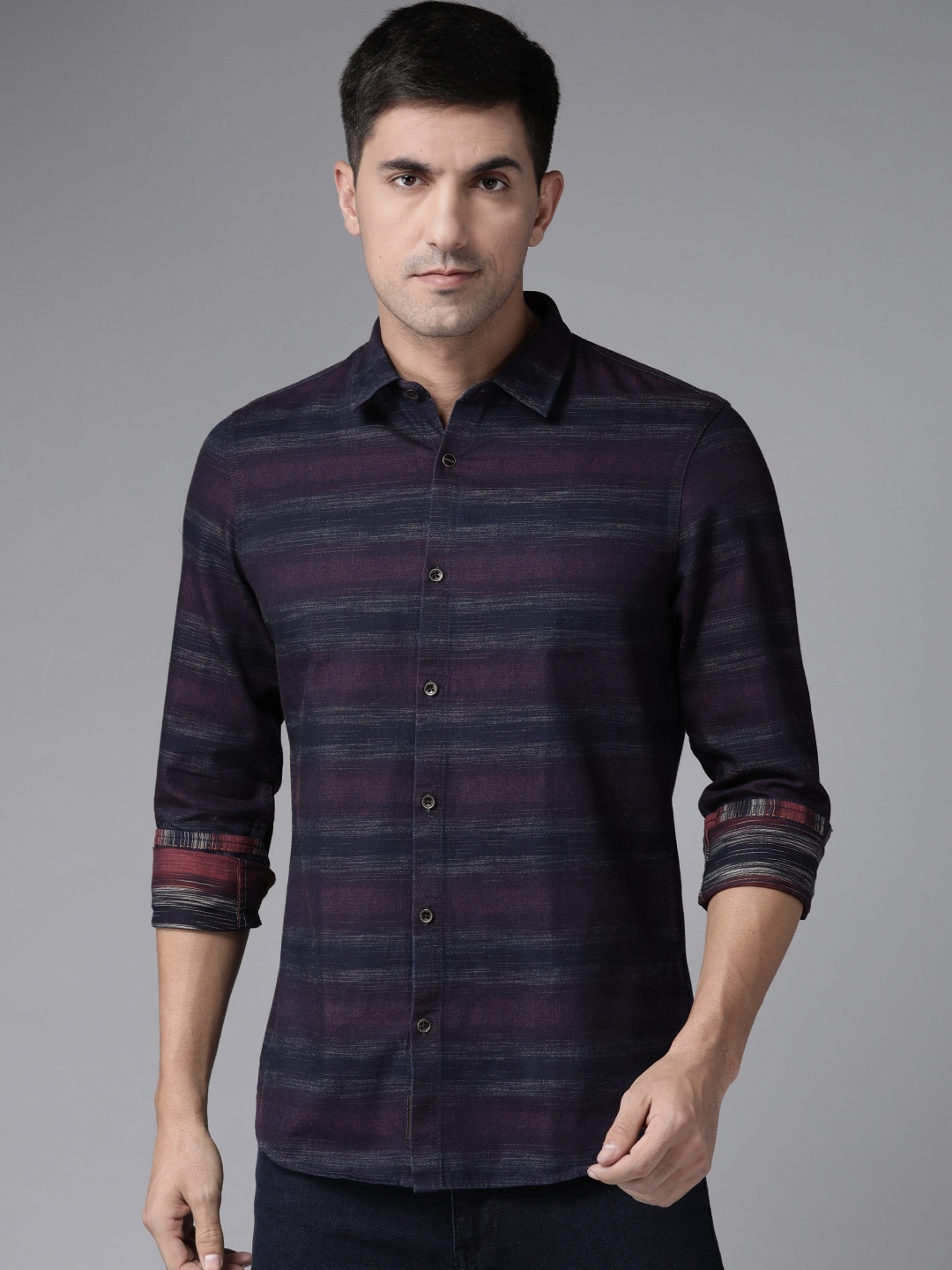 

Blackberrys Men Navy Blue Phoenix Fit Striped Casual Shirt