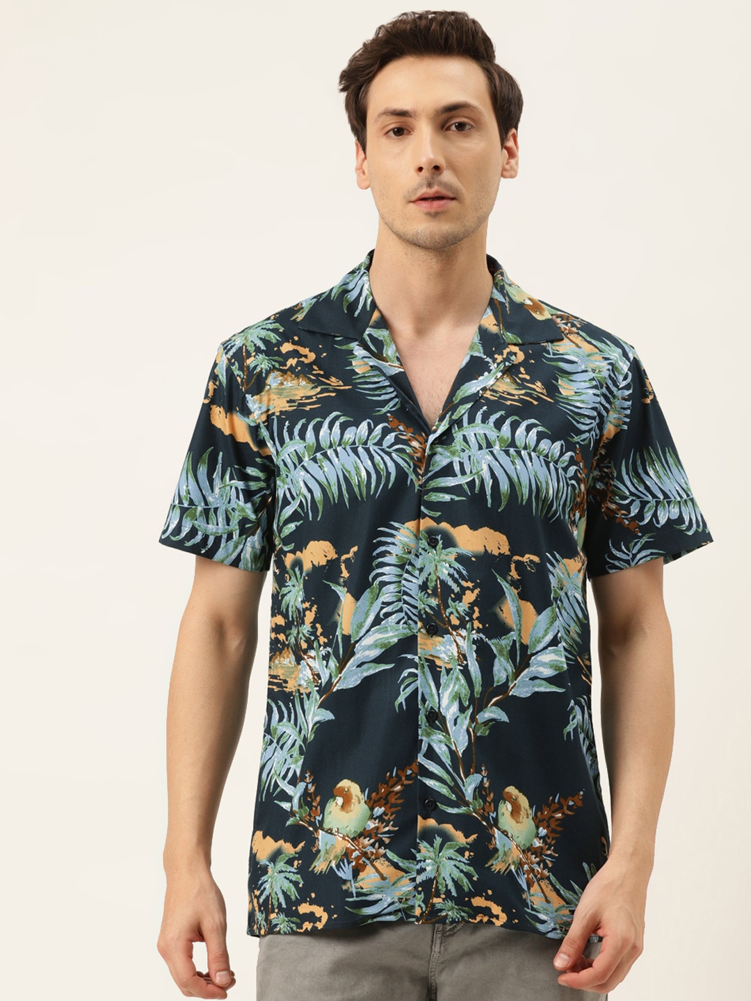 

Hancock Men Teal Green & Yellow Relaxed Fit Tropical Printed Pure Cotton Casual Shirt