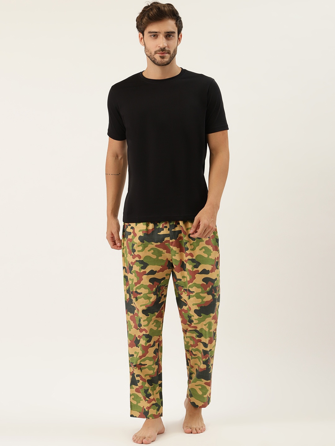 

Rapra The Label Men Black & Green Pure Cotton Printed Night Suit