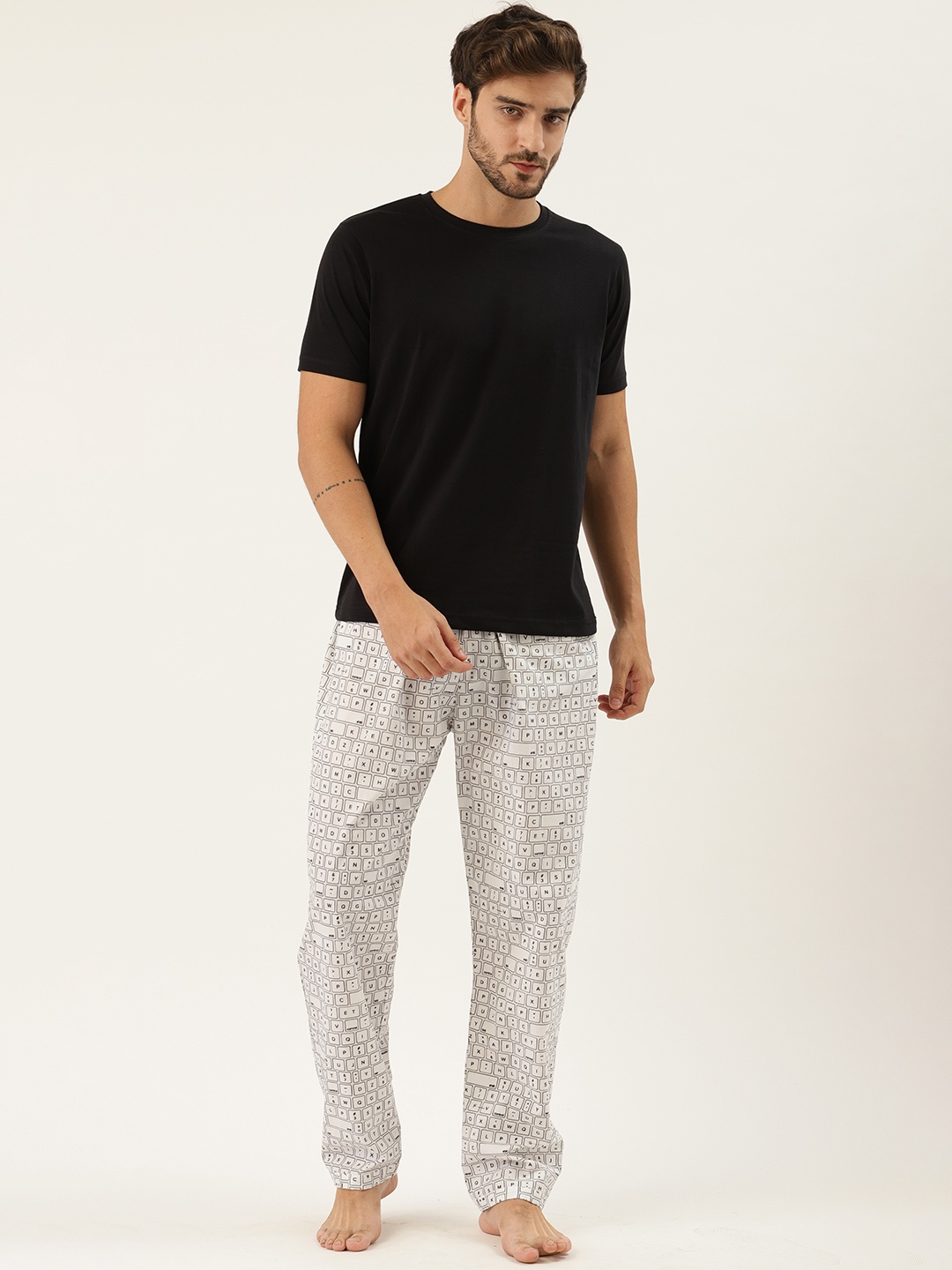 

Rapra The Label Men Black & White Pure Cotton Printed Night Suit