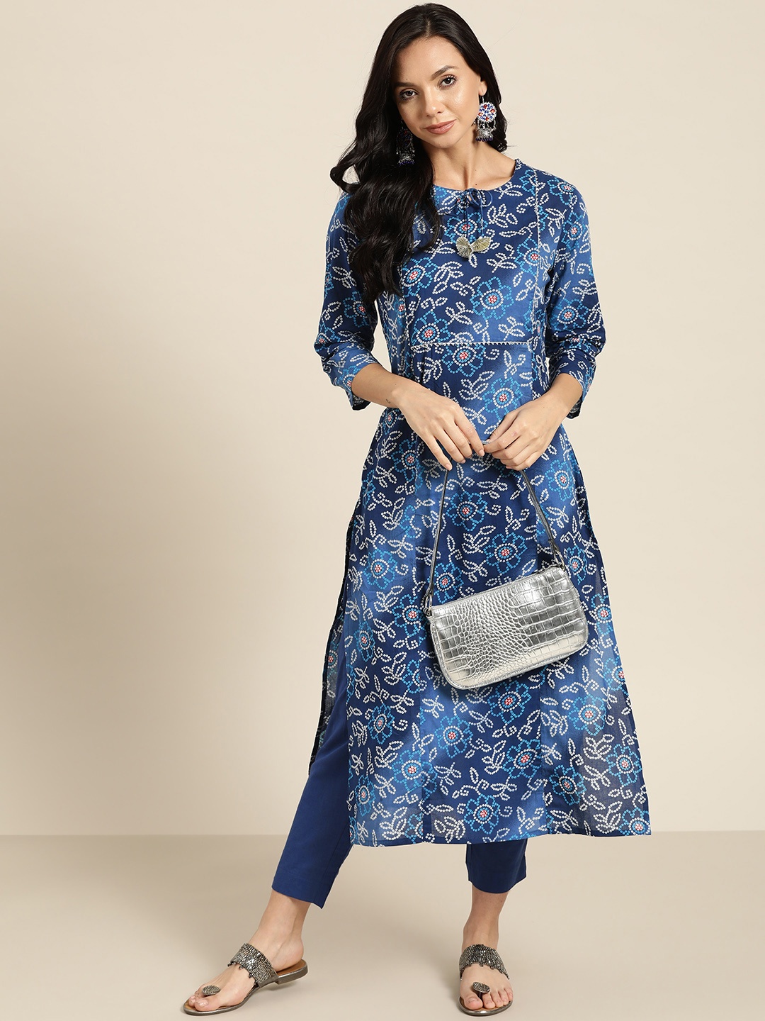 

Sangria Women Navy Blue Bandhani Printed Panelled Pure Cotton Kurta with Trousers