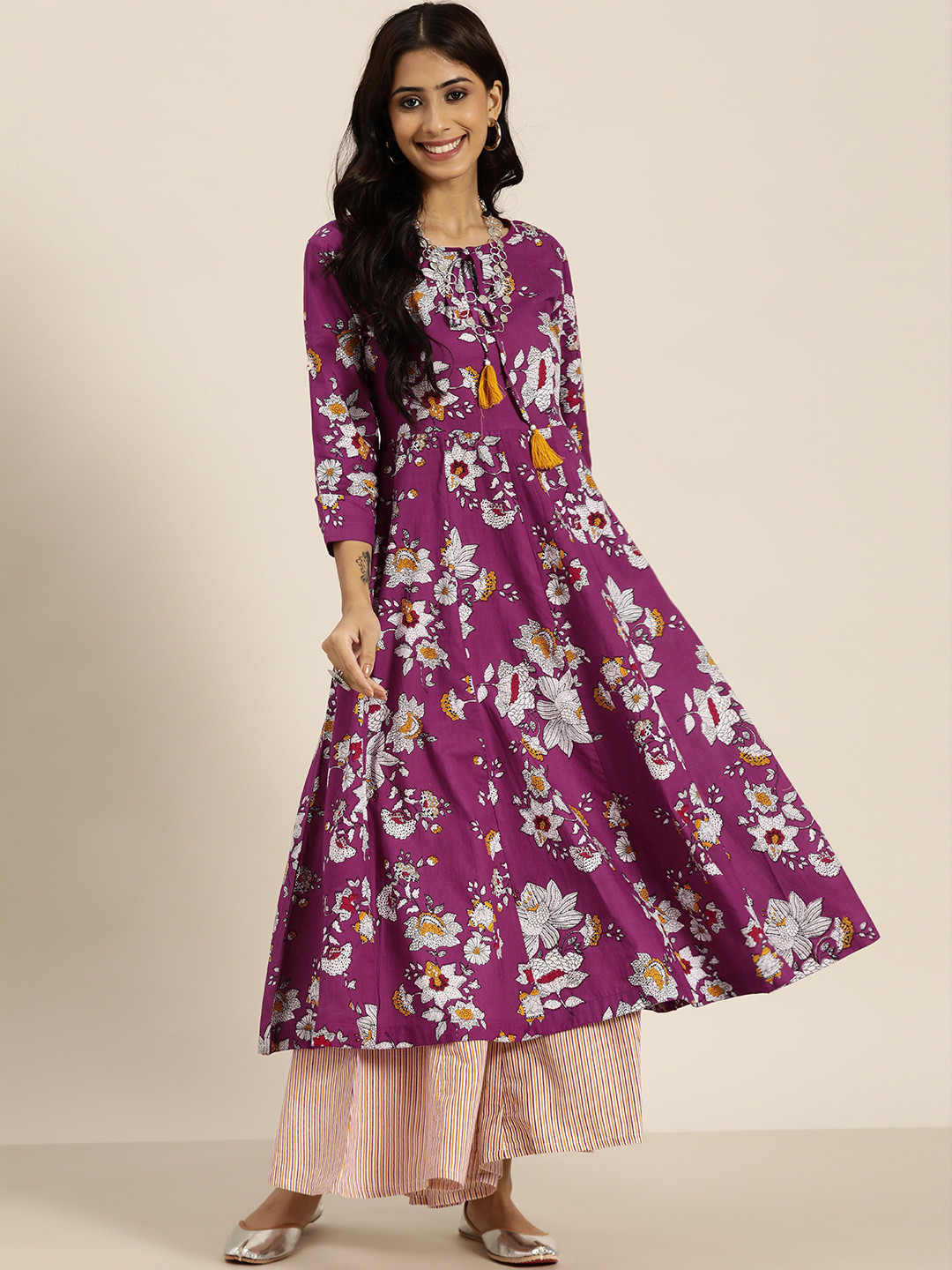 

Sangria Women Purple & White Floral Printed Pure Cotton Anarkali Kurta with Palazzos