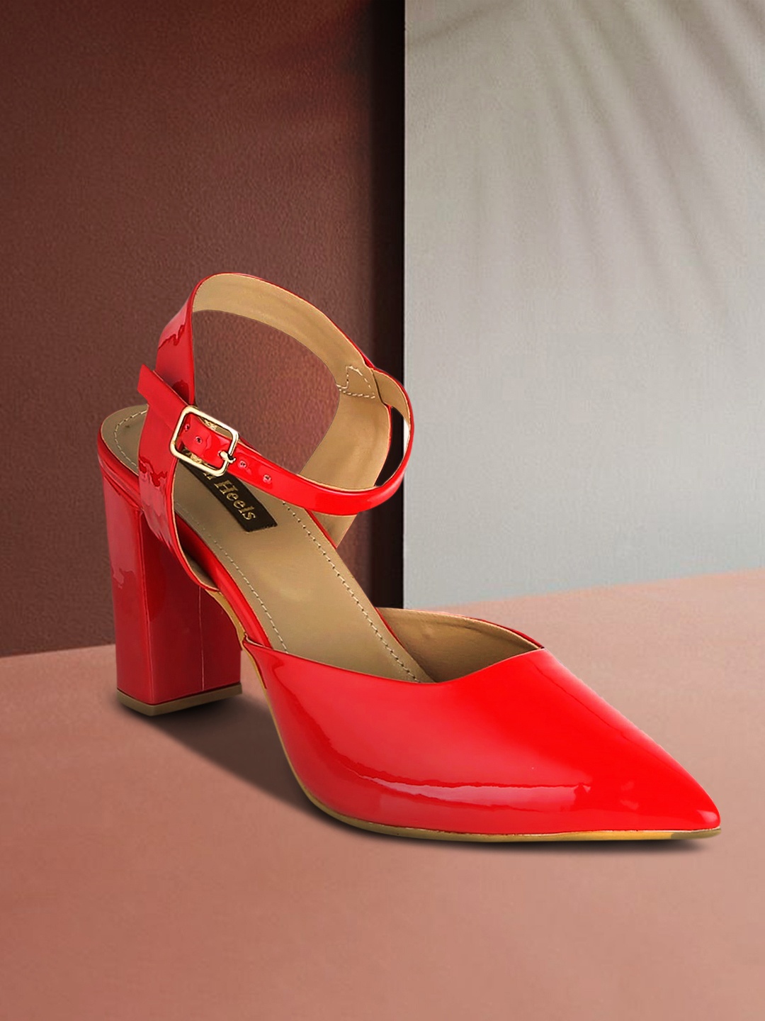 

Flat n Heels Women Red Textured Pumps