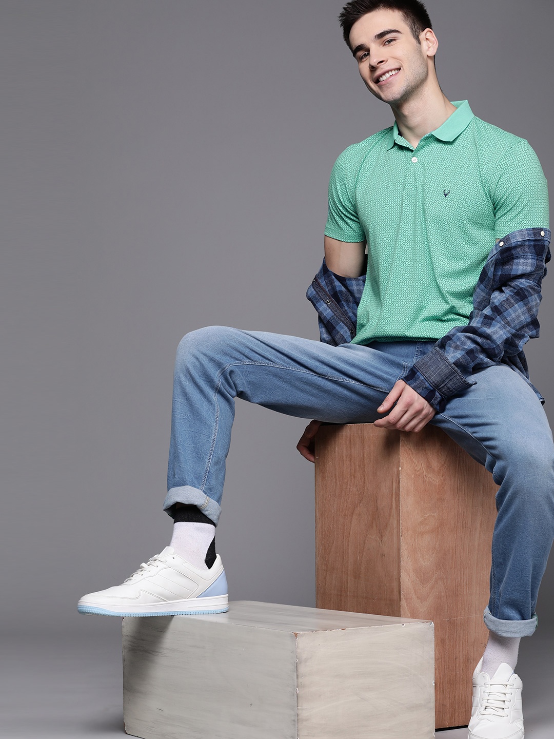 

Allen Solly Men Green Printed Polo Collar T-shirt