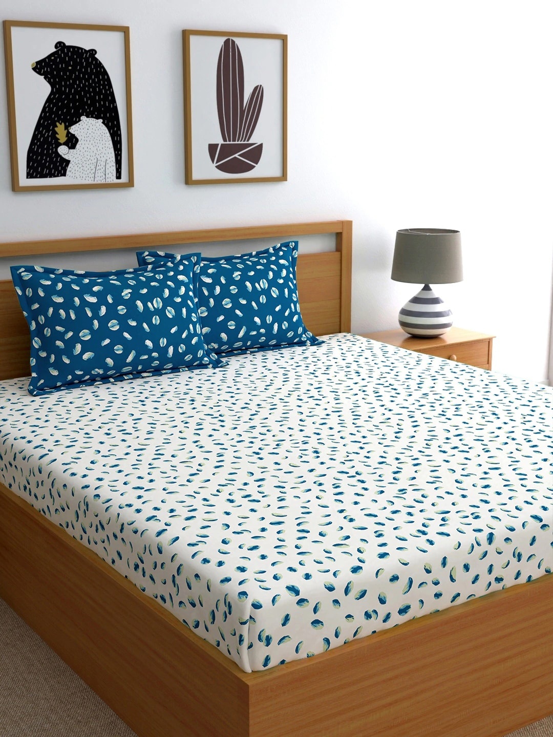 

Dreamscape White & Blue Abstract 180 TC Cotton 1 King Bedsheet with 2 Pillow Covers