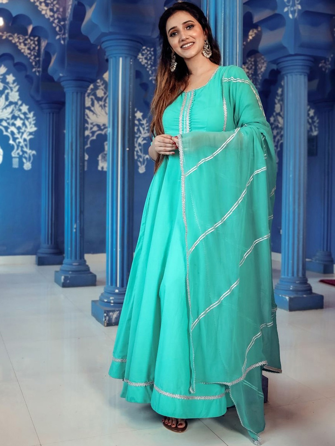 

Lavanya The Label Women Turquoise Blue Solid Pure Cotton Kurta with Trousers & Dupatta