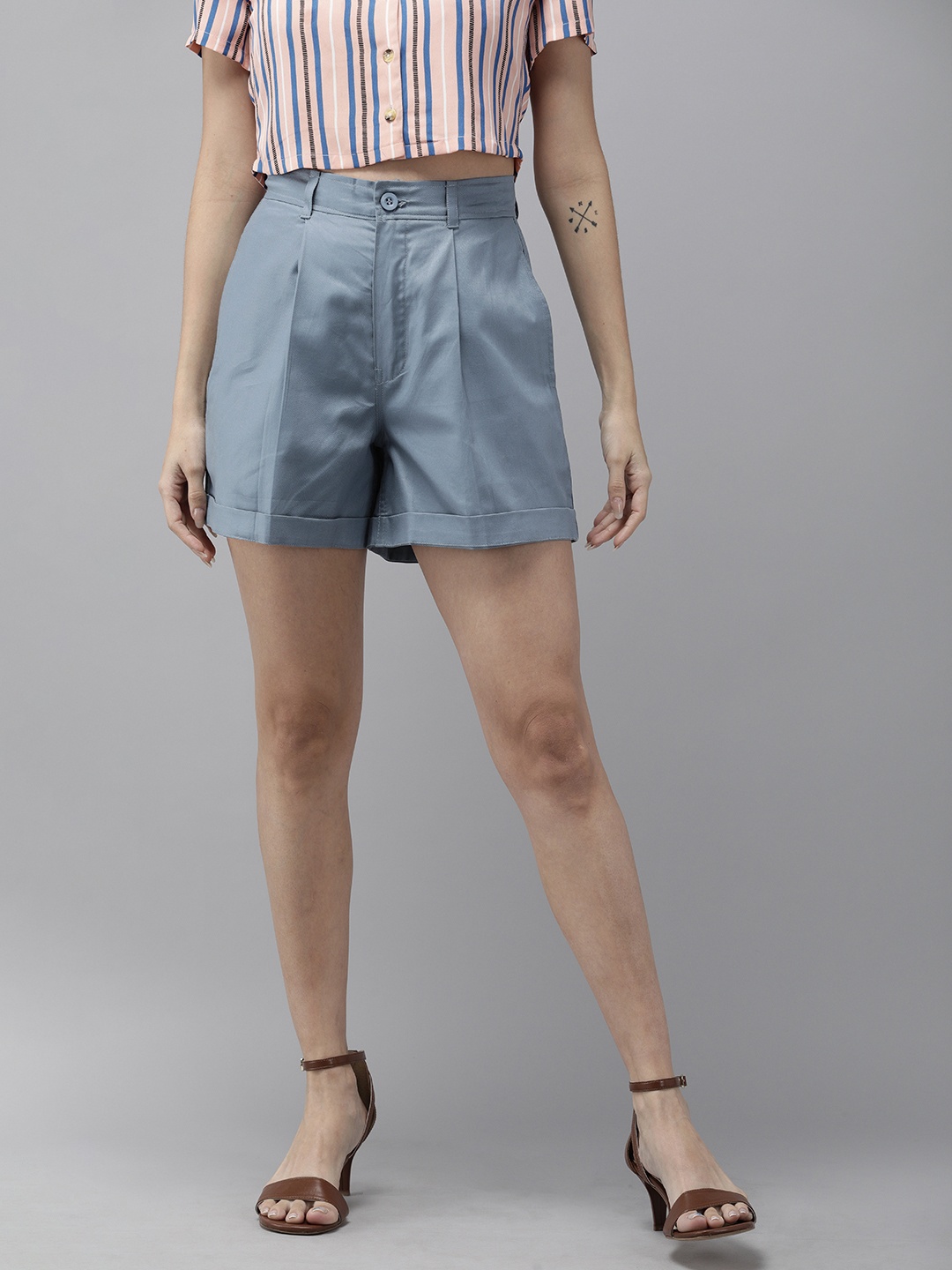 

The Dry State Women Grey Solid Loose Fit Shorts