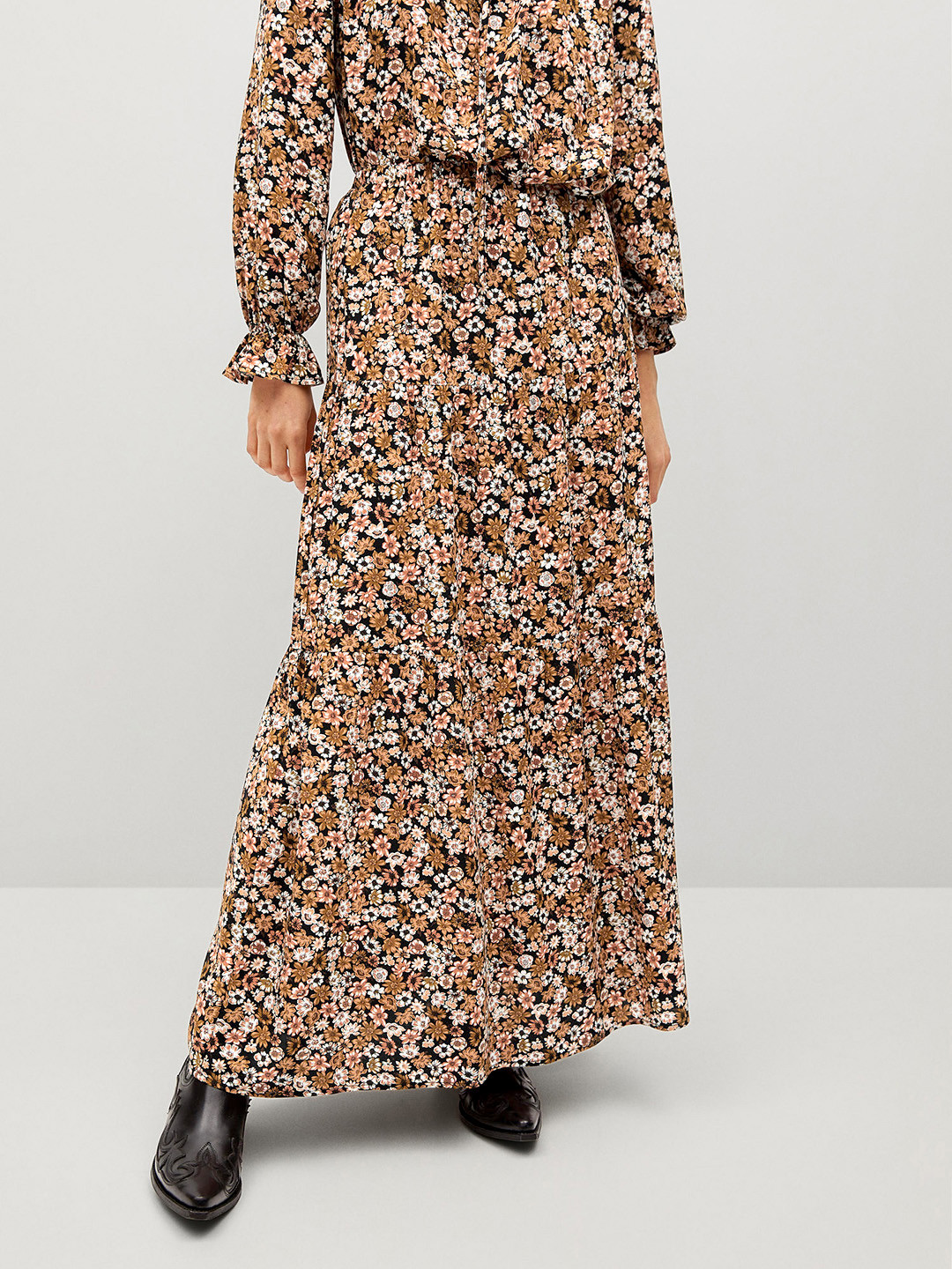 

MANGO Women Black & Pink Floral Print Tiered Maxi A-Line Skirt