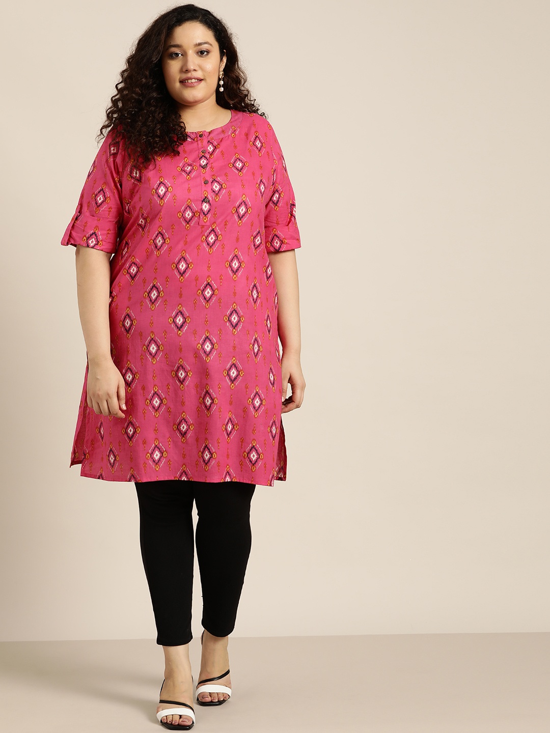 

Sztori Plus Size Women Pink & White Ethnic Motifs Printed Kurta