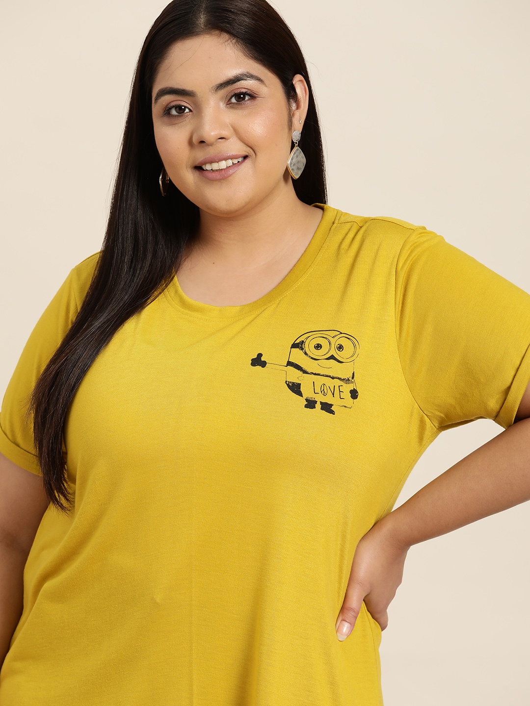 

Sztori Minions Women Plus Size Mustard Yellow & Black Minions Print T-shirt