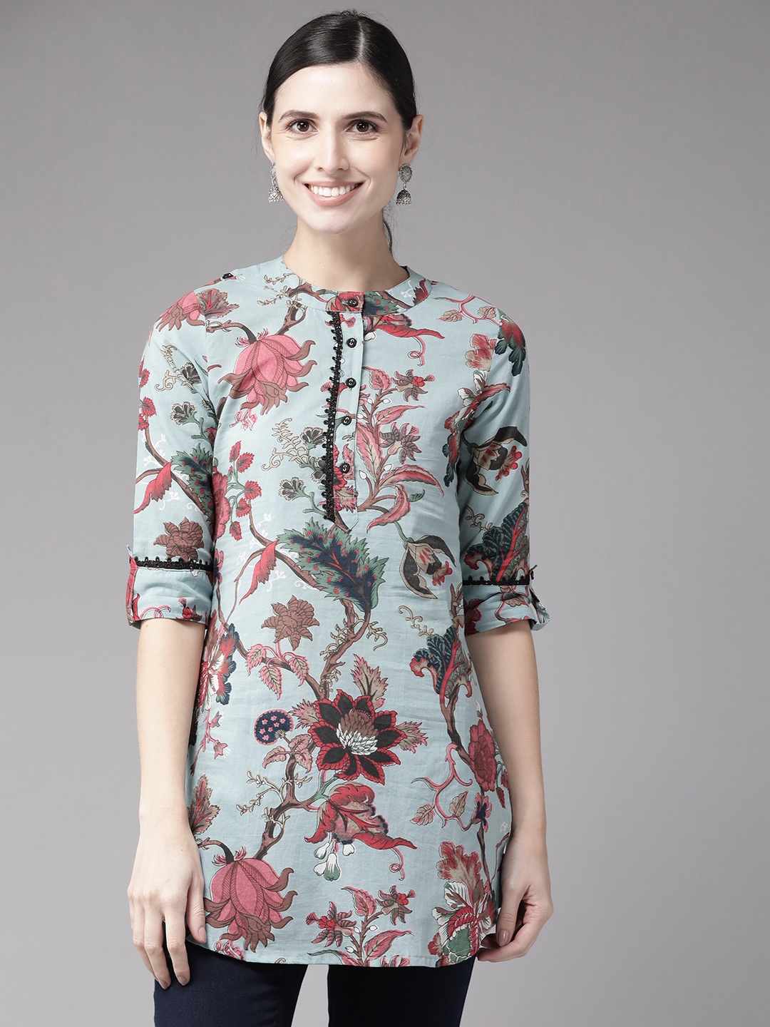

Rain & Rainbow Women Blue and Coral Red Pure Cotton Printed A-Line Kurti