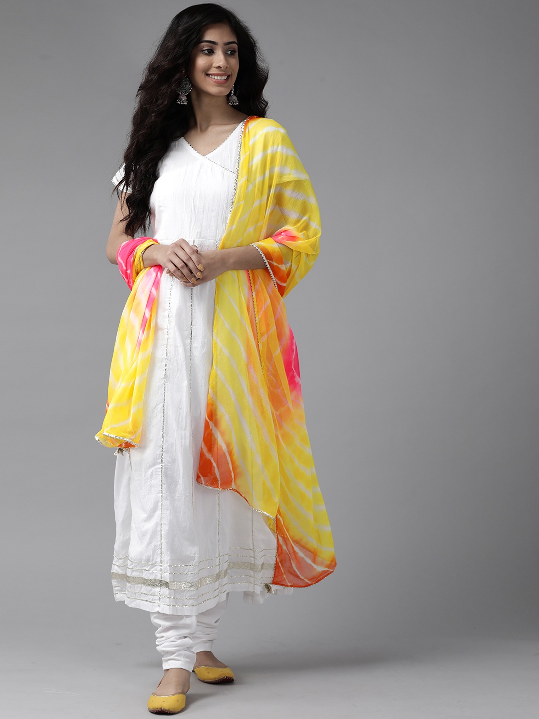 

Geroo Jaipur White Handcrafted Pure Cotton Sustainable Kurta With Churidar & Multicolor Leheriya Dupatta