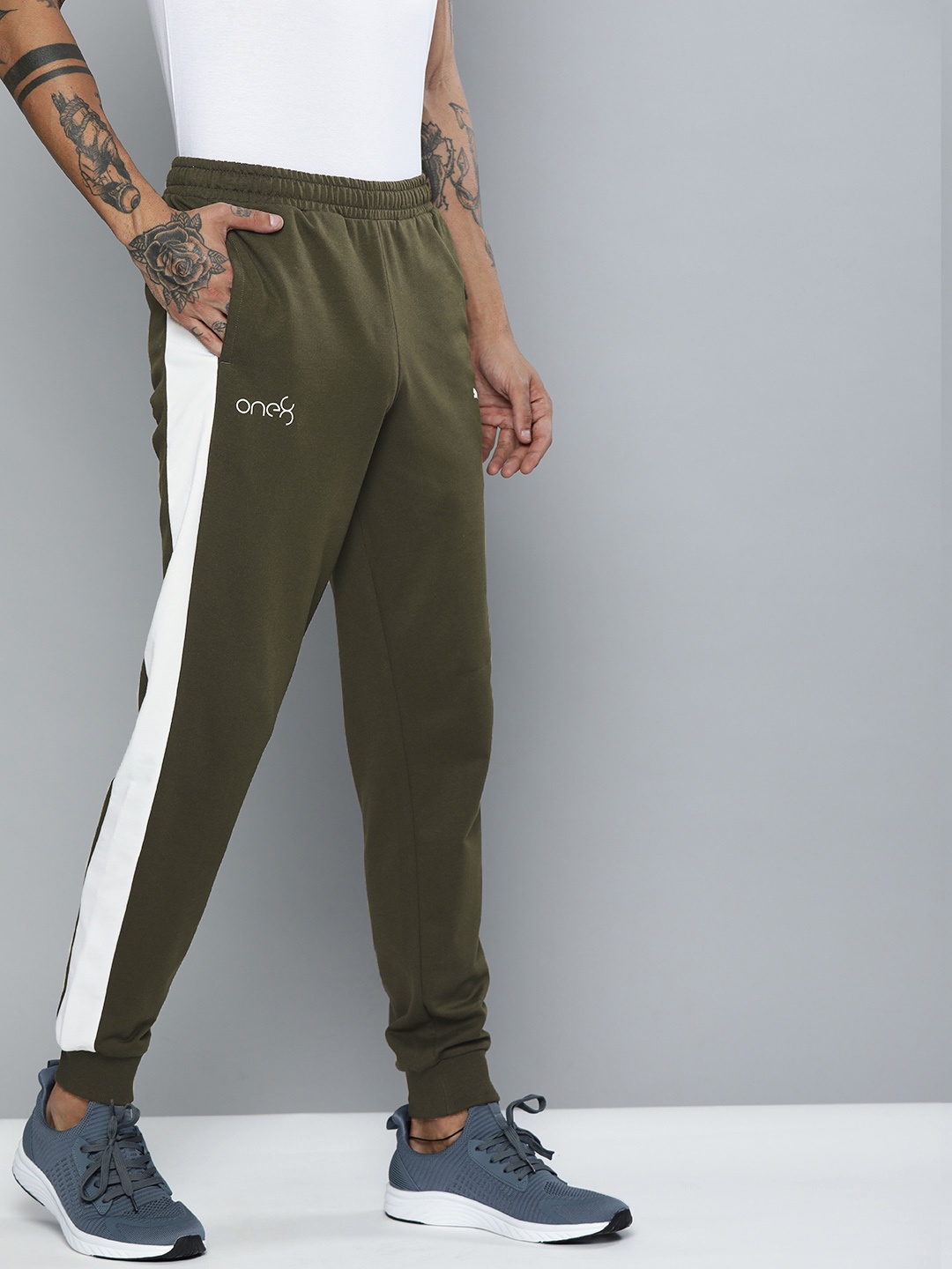 

one8 x PUMA Men Olive Green & White Side Striped VK Sweat Pants