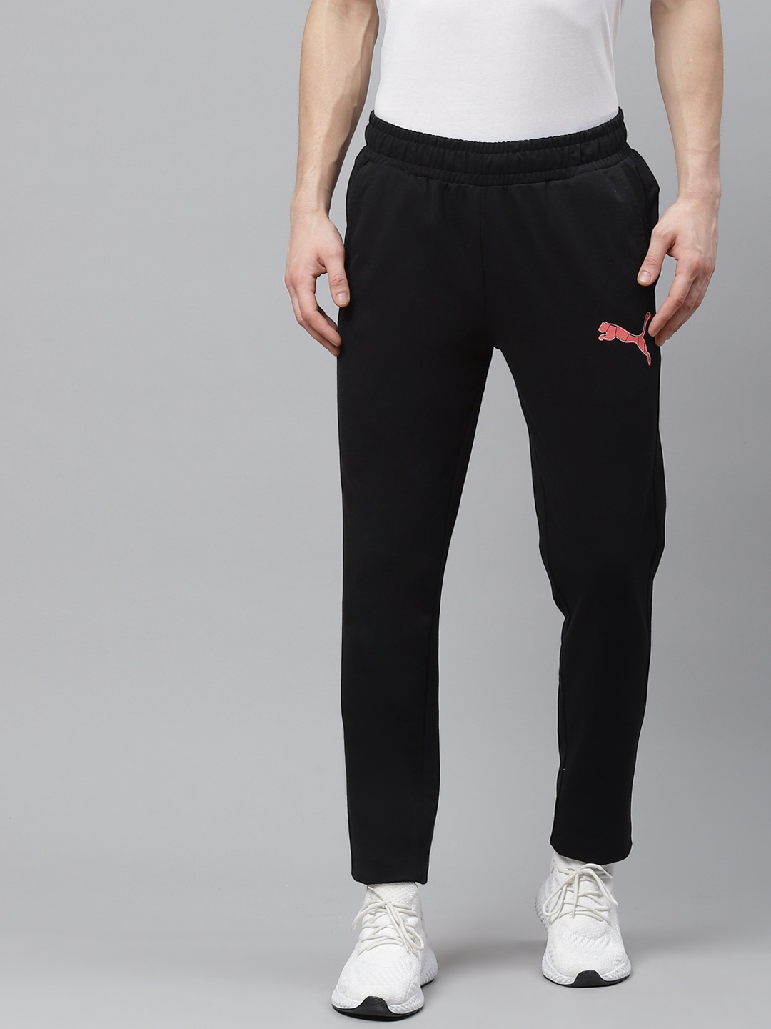 

Puma Men Black Graphic 8 Solid Track Pants