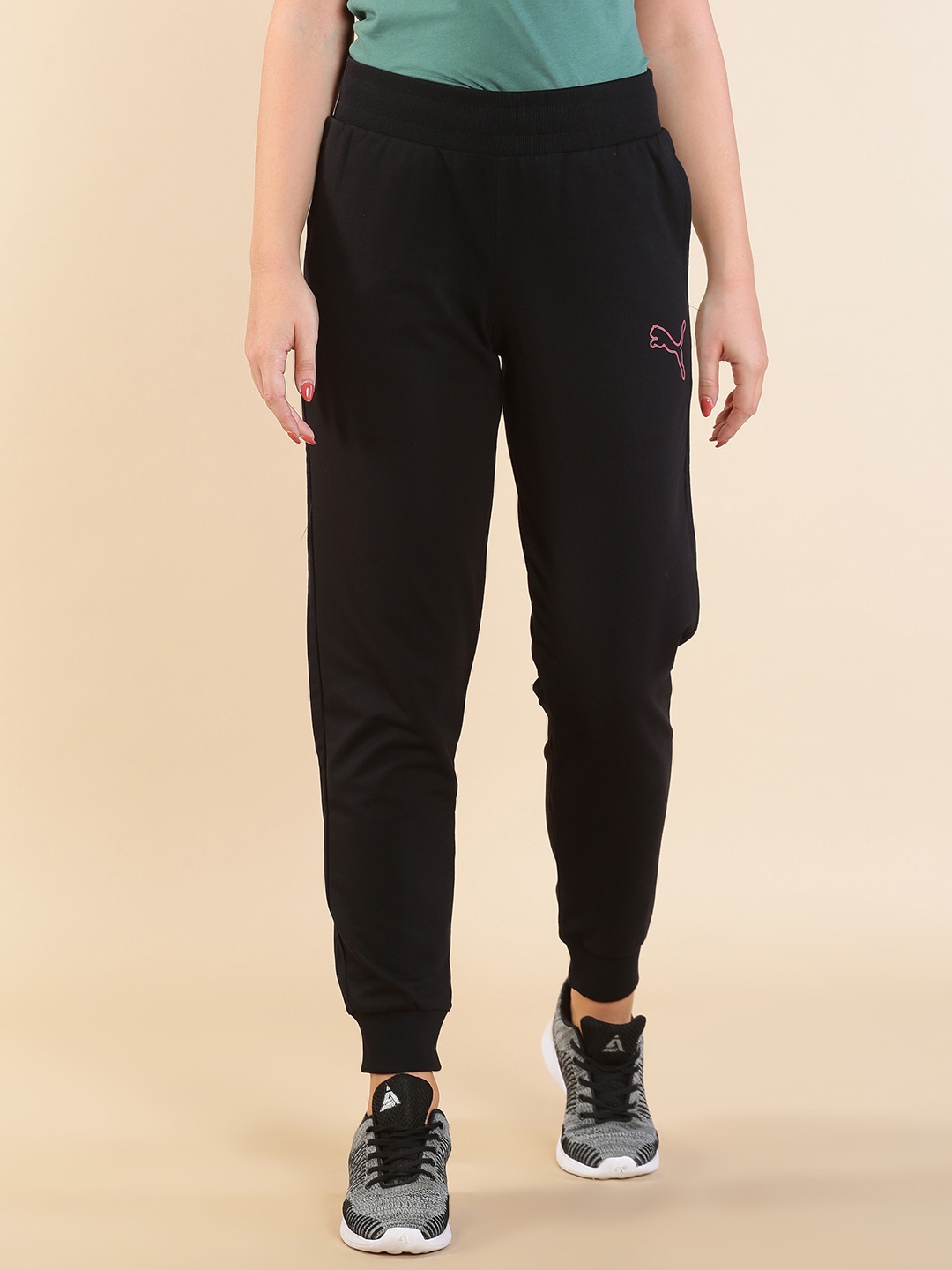 

Puma Women Black Solid Graphic 4 Regular Fit Joggers