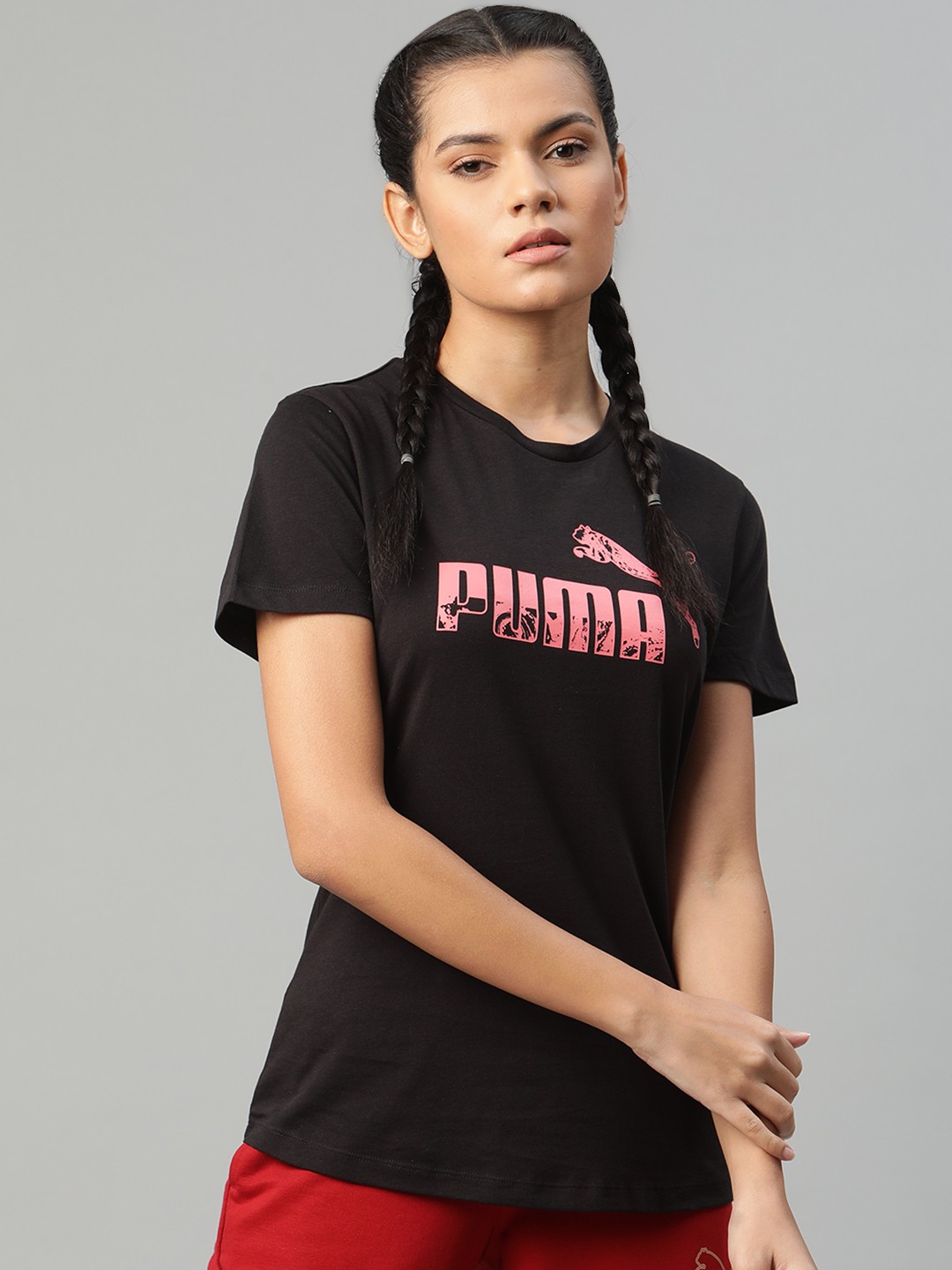 

Puma Women Black & Pink Brand Logo Printed Graphic 7 T-shirt