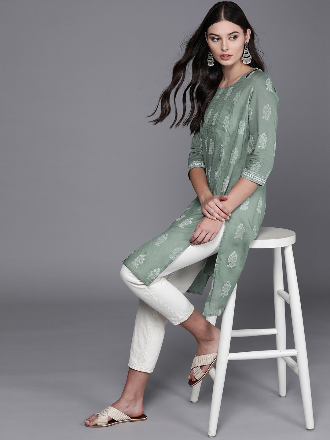 

Fabindia Women Green & Off White Pure Cotton Ethnic Motifs Hand Block Print Kurta