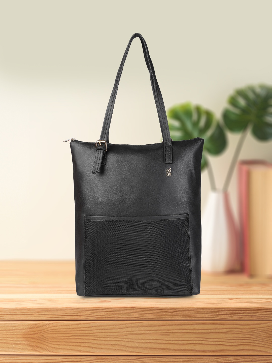 

Baggit Women Black Solid Laptop Shoulder Bag