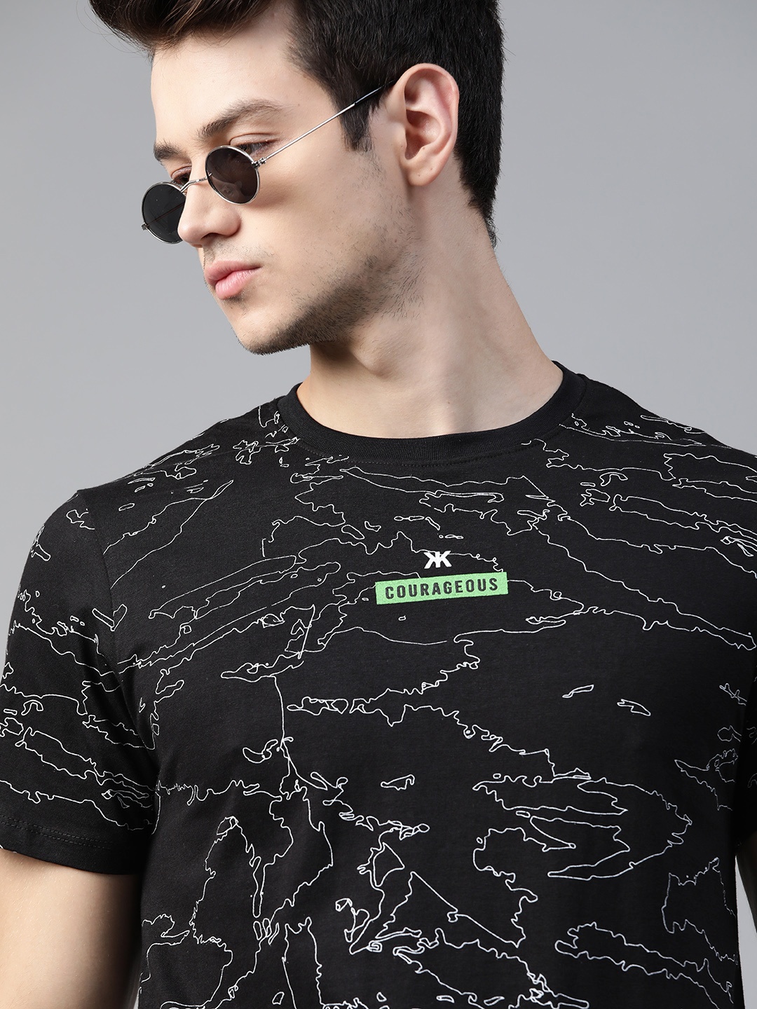 

Kook N Keech Men Black & White Pure Cotton Printed T-shirt