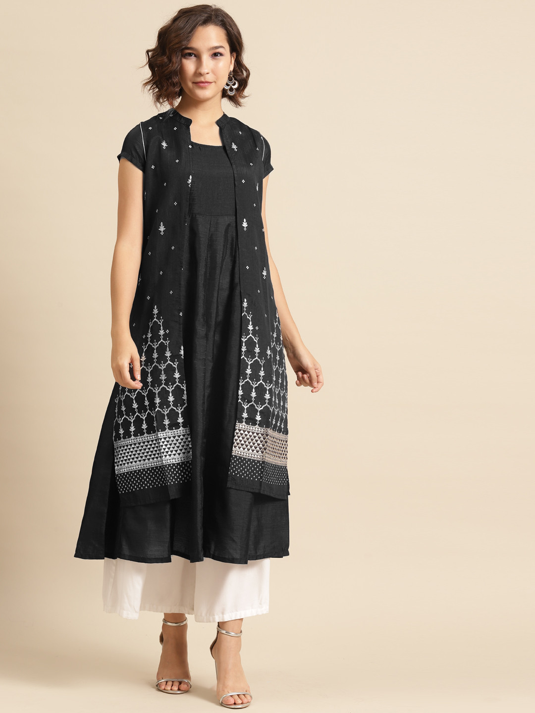 

DIVA WALK Women Black & White Ethnic Motifs Printed Block Print Kurta