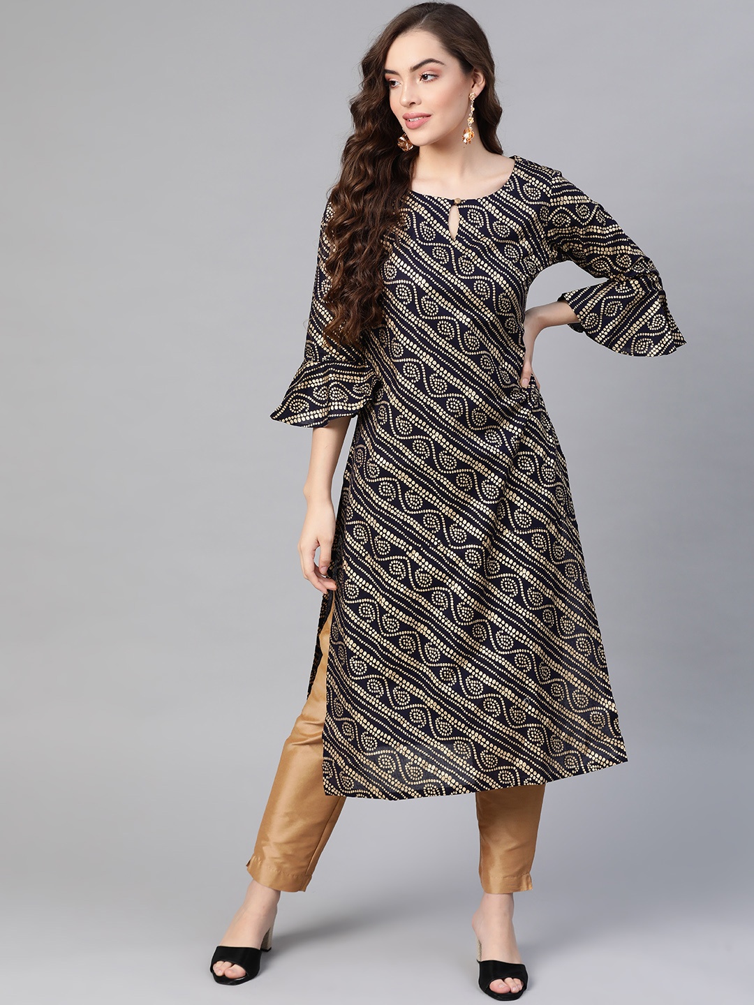 

MBE Women Navy Blue & Beige Bandhani Printed Keyhole Neck Bell Sleeves Indigo Kurta