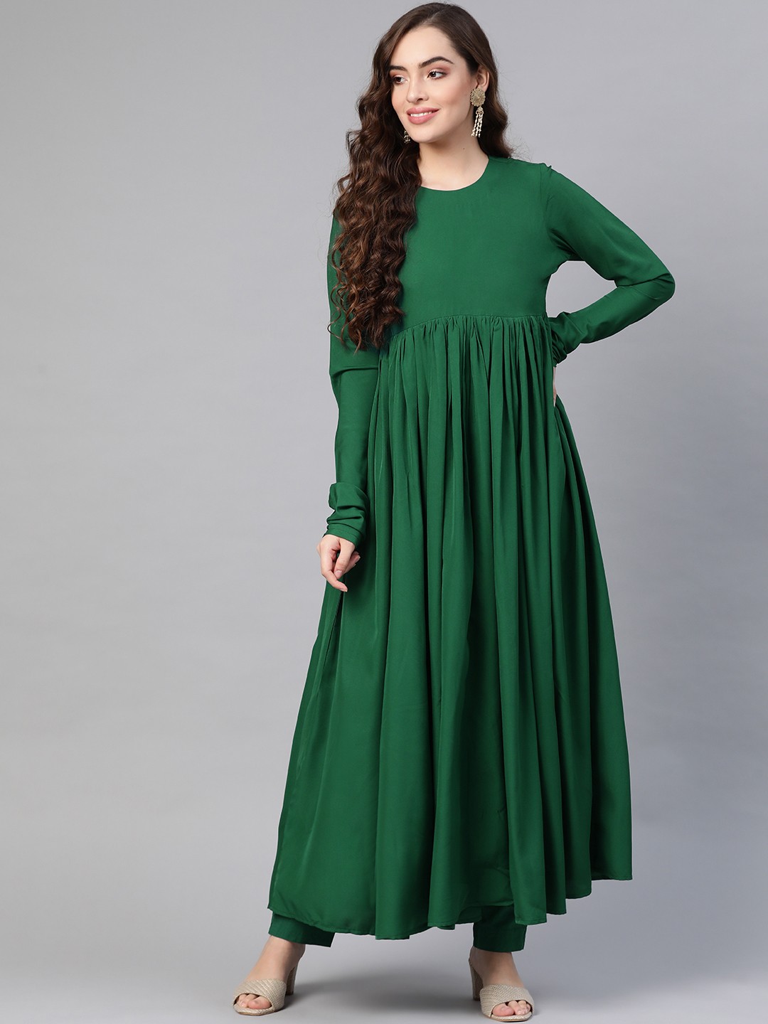 

MBE Women Green Crepe Solid Anarkali Kurta