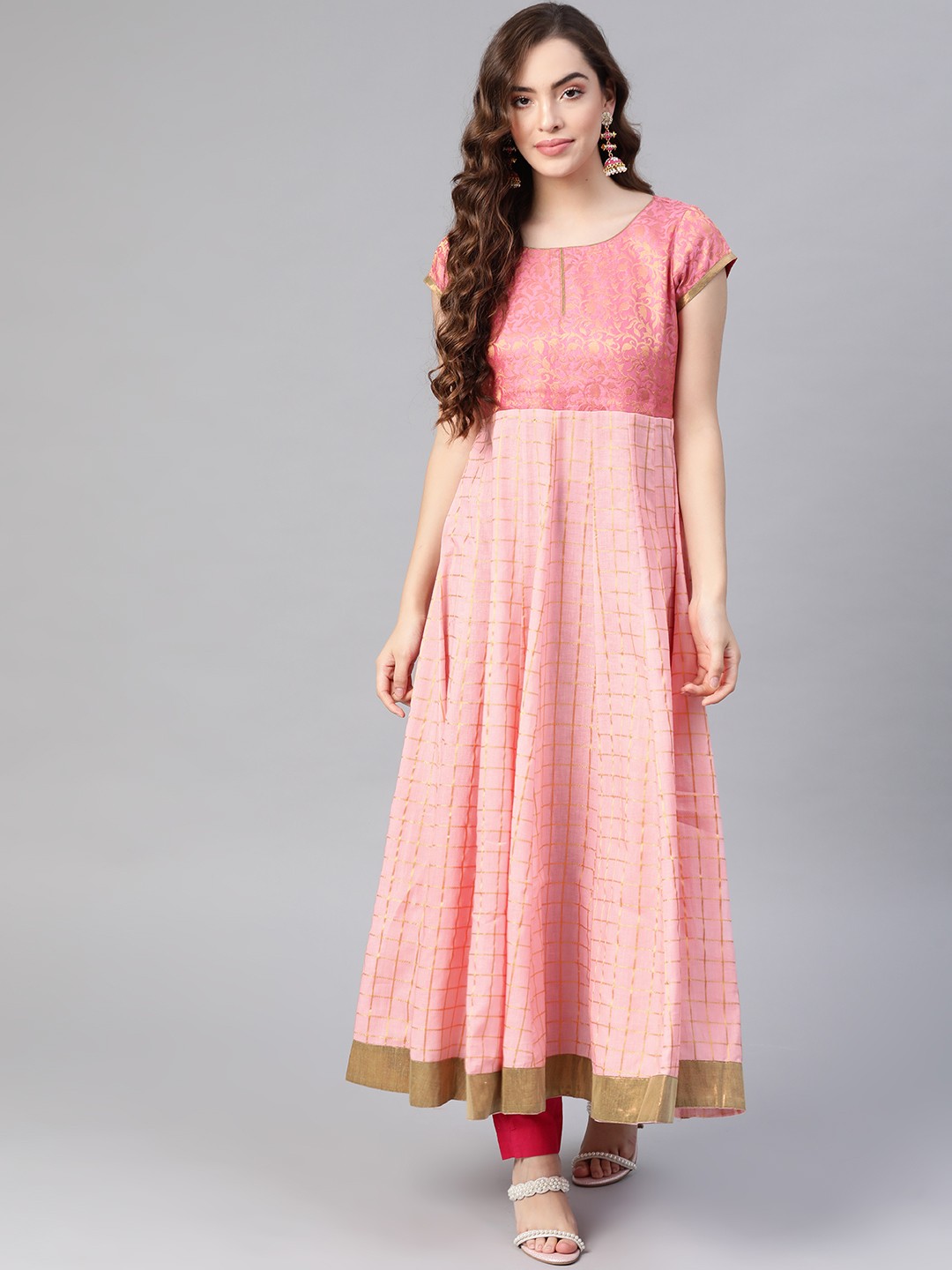 

MBE Women Pink & Golden Checked Anarkali Kurta