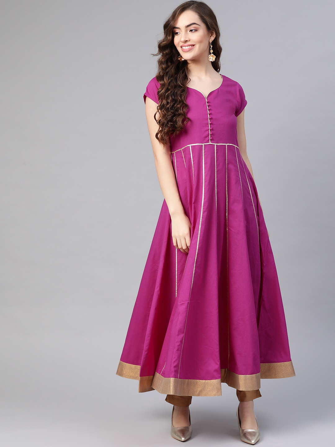 

MBE Women Fuchsia Cotton Gotta Patti Embellished Anarkali Kurta