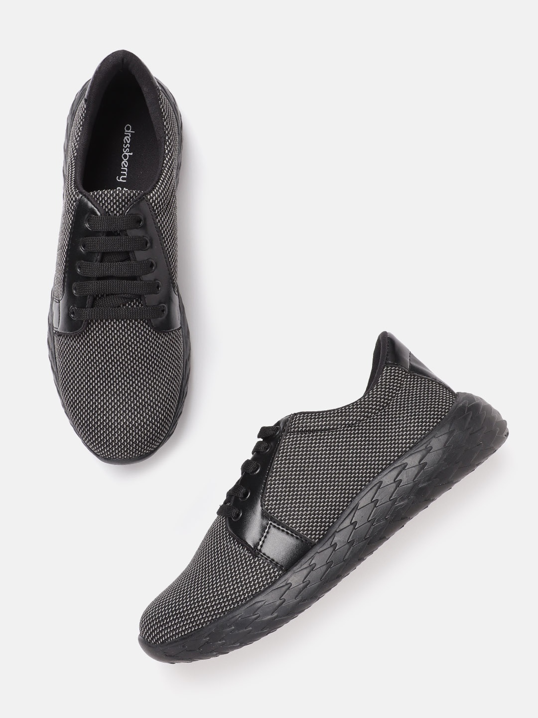 

DressBerry Women Black & White Woven Design Sneakers