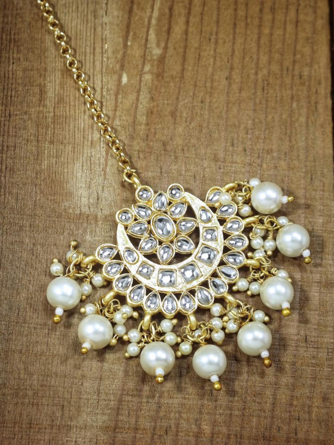 

I Jewels White Gold-Plated Pearl & Kundan Studded Handcrafted Maangtikka