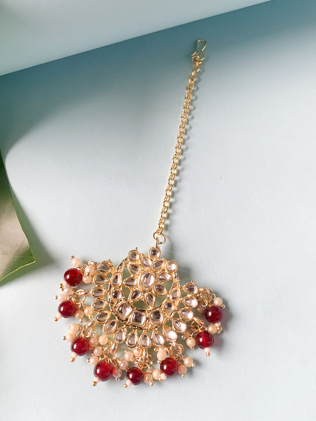 

I Jewels Gold-Plated & Maroon Kundan & Pearl Studded Handcrafted Maang Tika