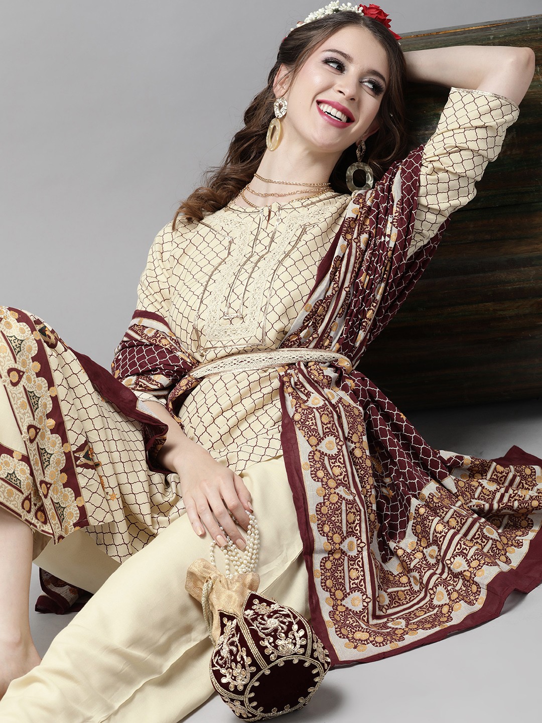 

Indo Era Cream-Coloured & Burgundy Romantic Floral Ethnic Print Kurta Set with Belt