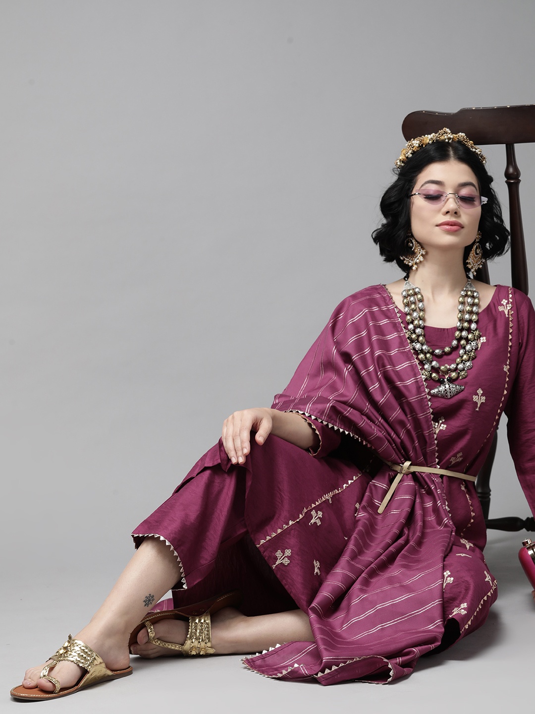 

Indo Era Women Burgundy & Golden Embroidered Kurta with Trousers & Dupatta