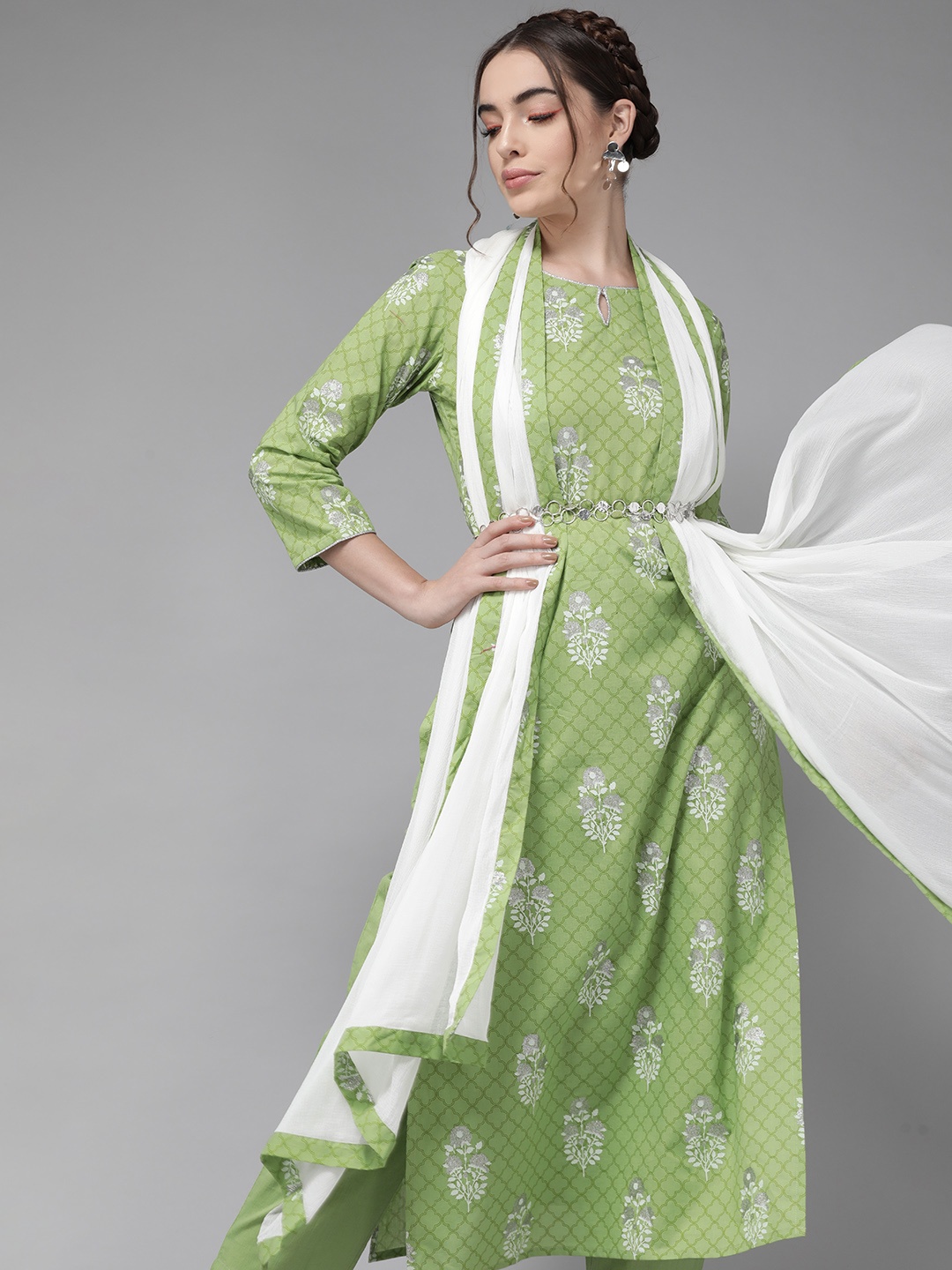 

Indo Era Women Green & White Ethnic Motifs Print Kurta with Trousers & Dupatta