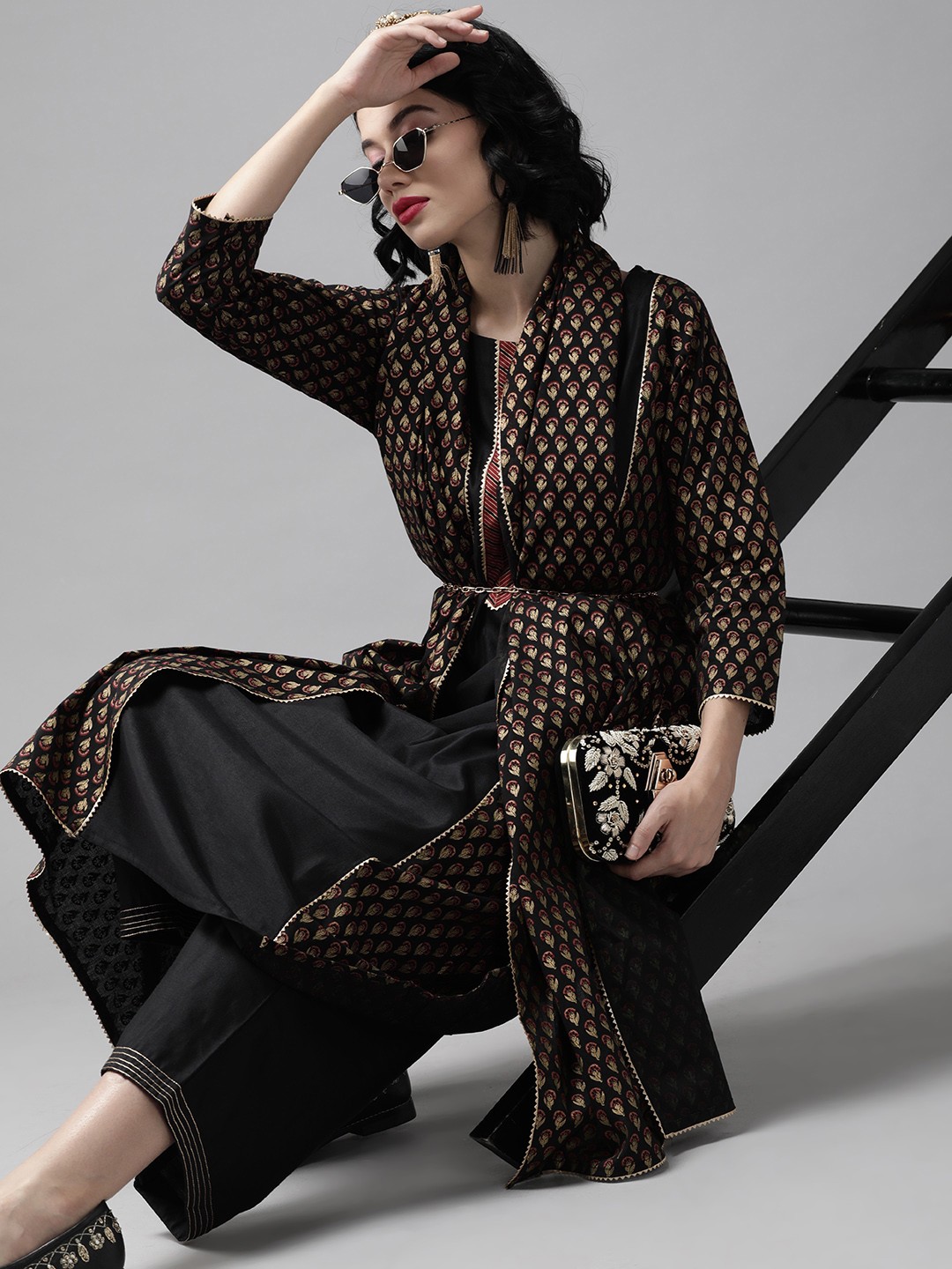 

Indo Era Women Black & Golden Foil Printed Kurta with Palazzos & Dupatta