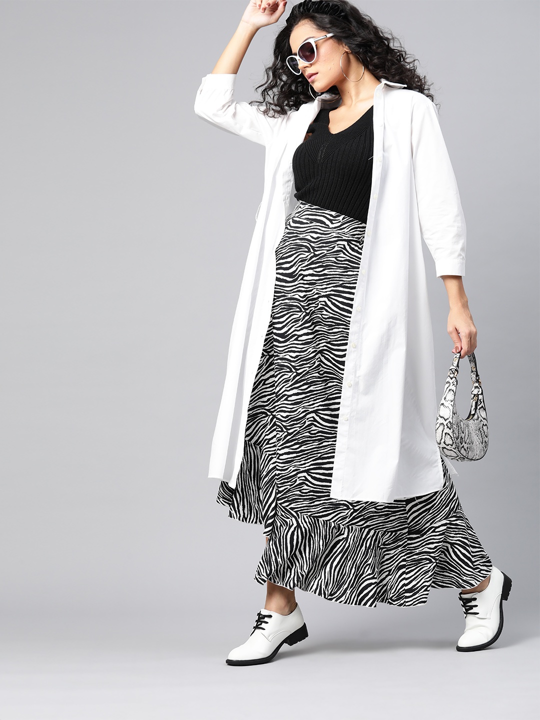 

plusS Alluring White and Black Animal Printed A-Line Maxi Skirt