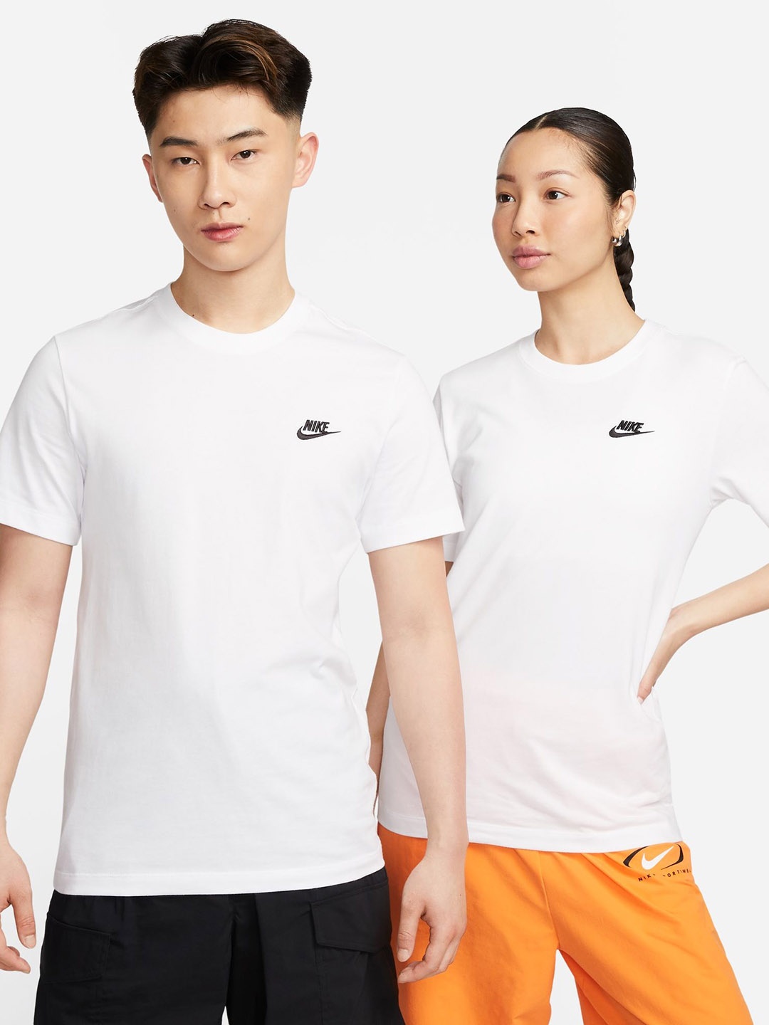 

Nike Men White AS M NSW CLUB Pure Cotton T-shirt