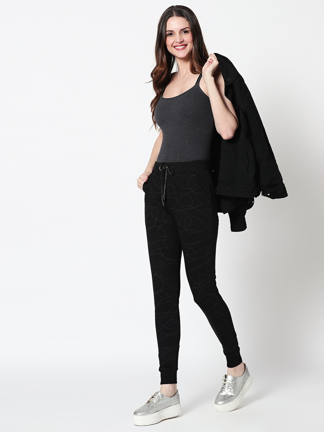 

Zeyo Women Black & White Printed Slim-Fit Joggers