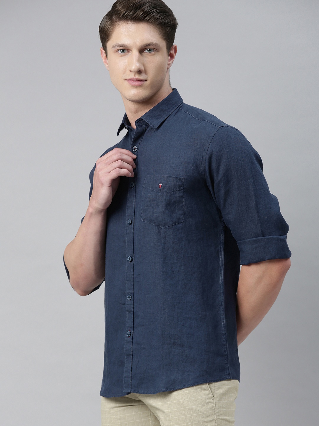 

Louis Philippe Sport Men Navy Blue Slim Fit Solid Casual Shirt