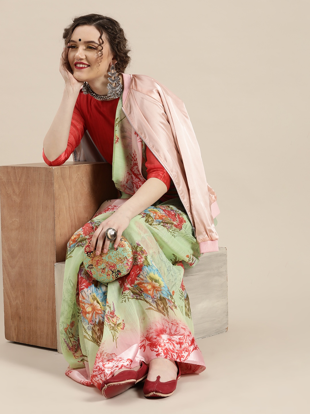 

Saree mall Sea Green & Red Floral Print Saree
