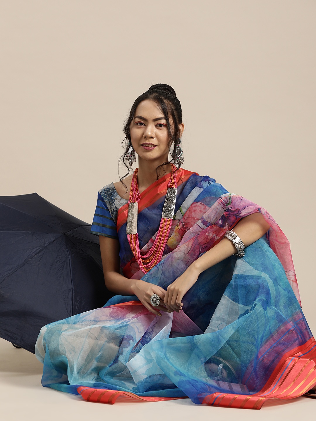 

Saree mall Blue & Red Floral Print Organza Saree